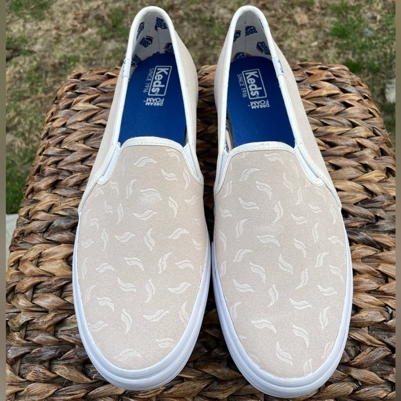 NEW Keds Cream Suede Tossed Wave Logo Platform Lace Up Sneaker. Women’s size 11 - Picture 5 of 13